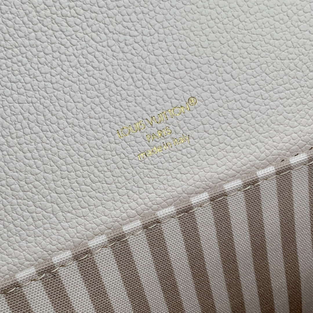 LV M14977 Louis Vuitton Pochette Métis Bag Eden - Image 7