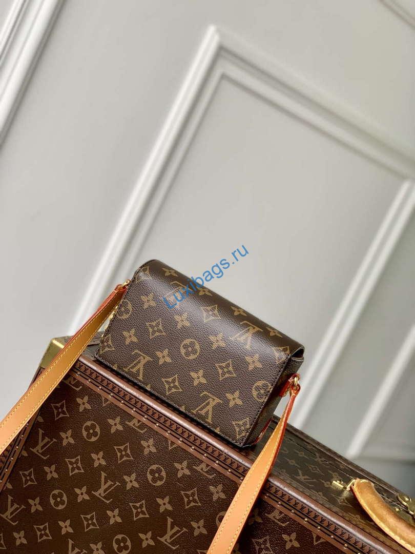 LV M14738 Louis Vuitton Steamer Wearable Wallet - Image 2