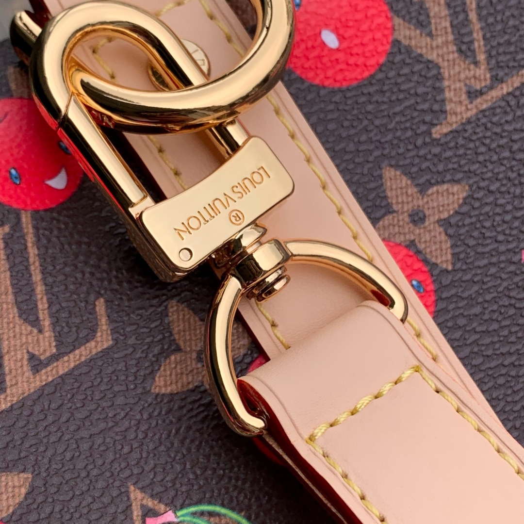 LV M13764 Louis Vuitton LV X TM Keepall Bandoulière 45 Bag - Image 6