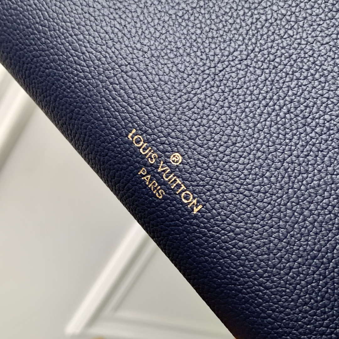 LV M15226 Louis Vuitton Side Trunk MM Handbag Navy Blue - Image 6