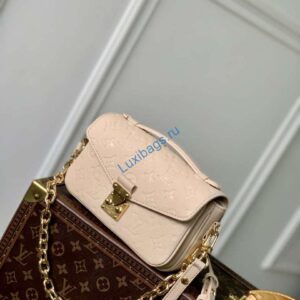 LV M14322 Louis Vuitton Pochette Métis East West Bag Sand