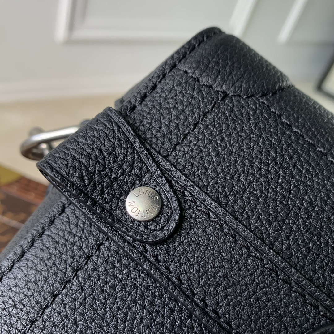 LV M11516 Louis Vuitton Soul Trunk Bag Black - Image 6