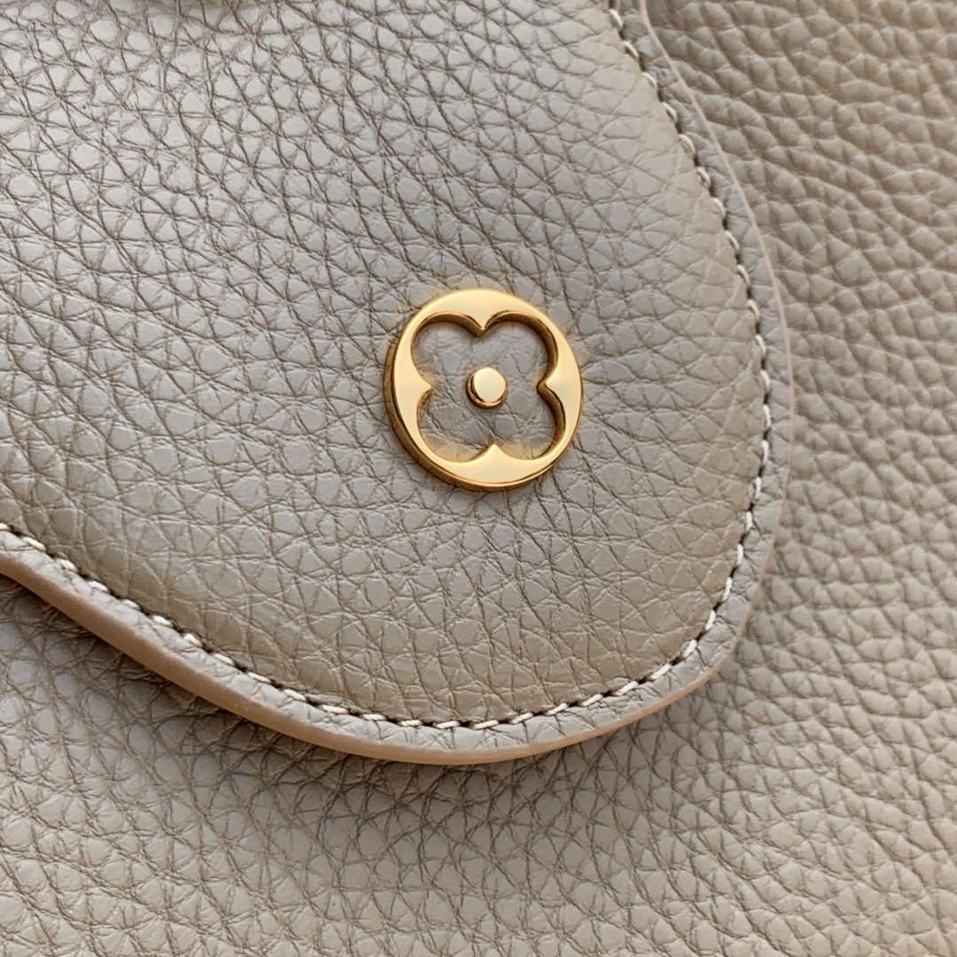 LV M23944 Louis Vuitton Capucines Mini Jewelily Handbag Quartz - Image 4