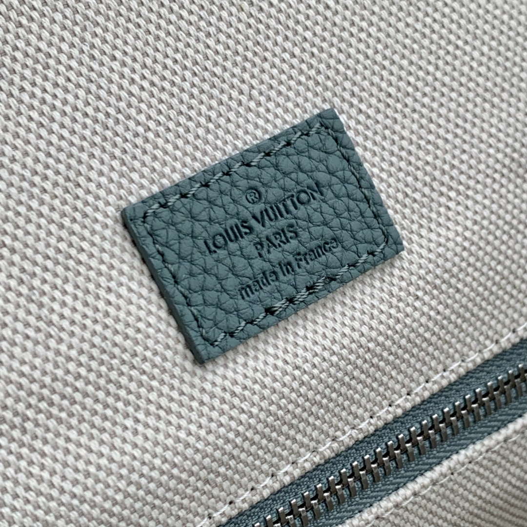 LV M13863 Louis Vuitton Christopher MM Backpack Misty Lake Green - Image 7
