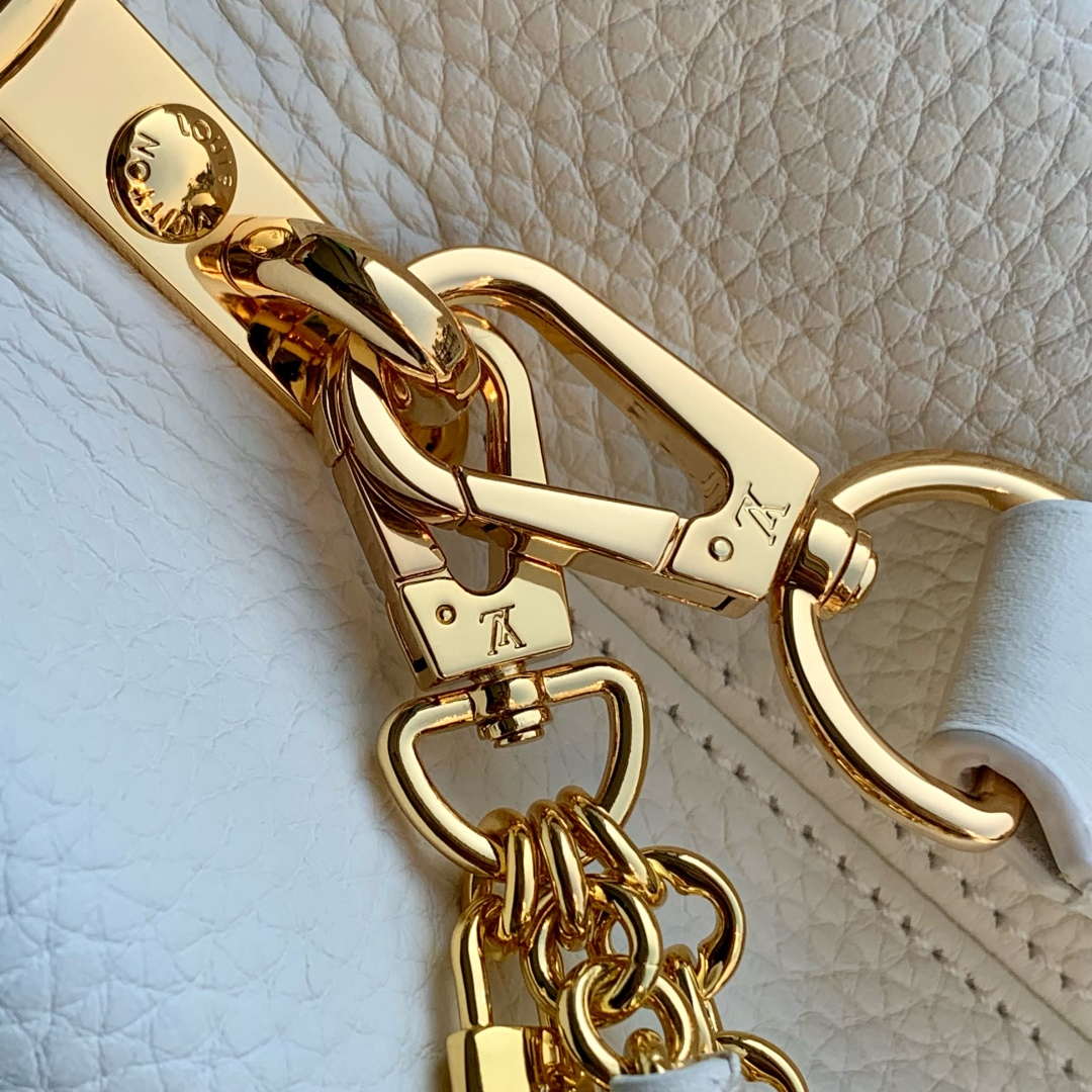 LV M12279 Louis Vuitton Capucines BB Bag Silver Sea - Image 6
