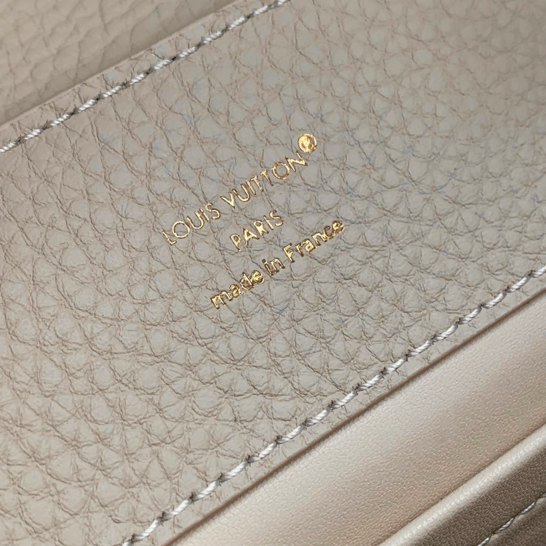 Louis Vuitton LV M12751 Capucines BB Handbag Apricot - Image 7