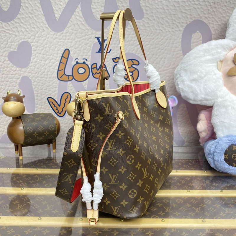 LV M12096 Louis Vuitton Reversible Neverfull Inside Out MM Handbag Red - Image 5