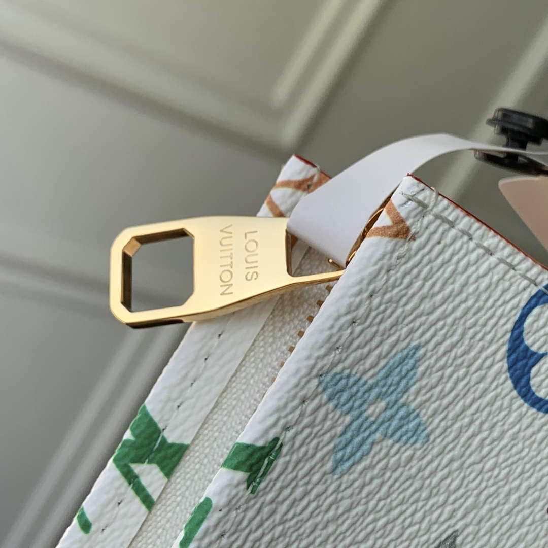 LV M13746 Louis Vuitton LV X TM Toiletry Pouch Bag Multicolored - Image 4