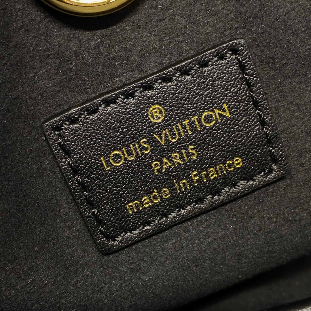 LV M22914 Louis Vuitton Lock It MM Bag Black - Image 10