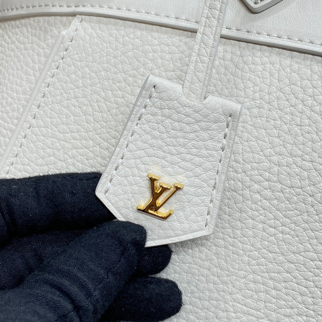 LV M23061 Louis Vuitton Lock It MM Bag Crème Beige - Image 7