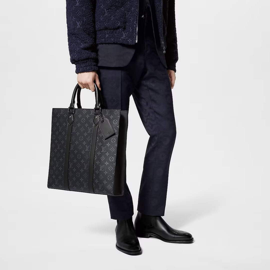 LV M46452 Louis Vuitton Sac Plat Bag Monogram Eclipse Coated Canvas - Image 4