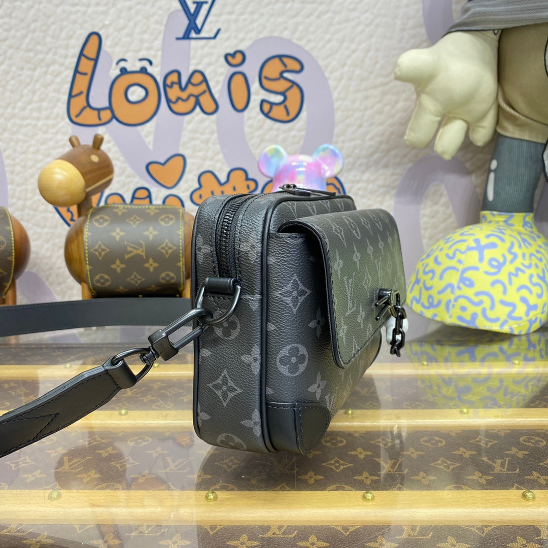 LV M46795 Louis Vuitton Steamer Messenger Bag Monogram Eclipse Coated Canvas - Image 4