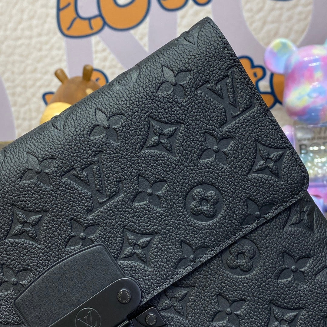 LV M82598 Louis Vuitton S-Lock Pochette Monogram Empreinte Leather Black - Image 6