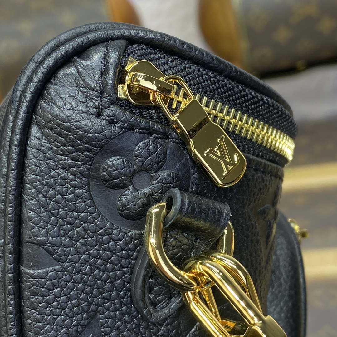 LV M46917 Louis Vuitton Mini Bumbag Monogram Empreinte Black - Image 7