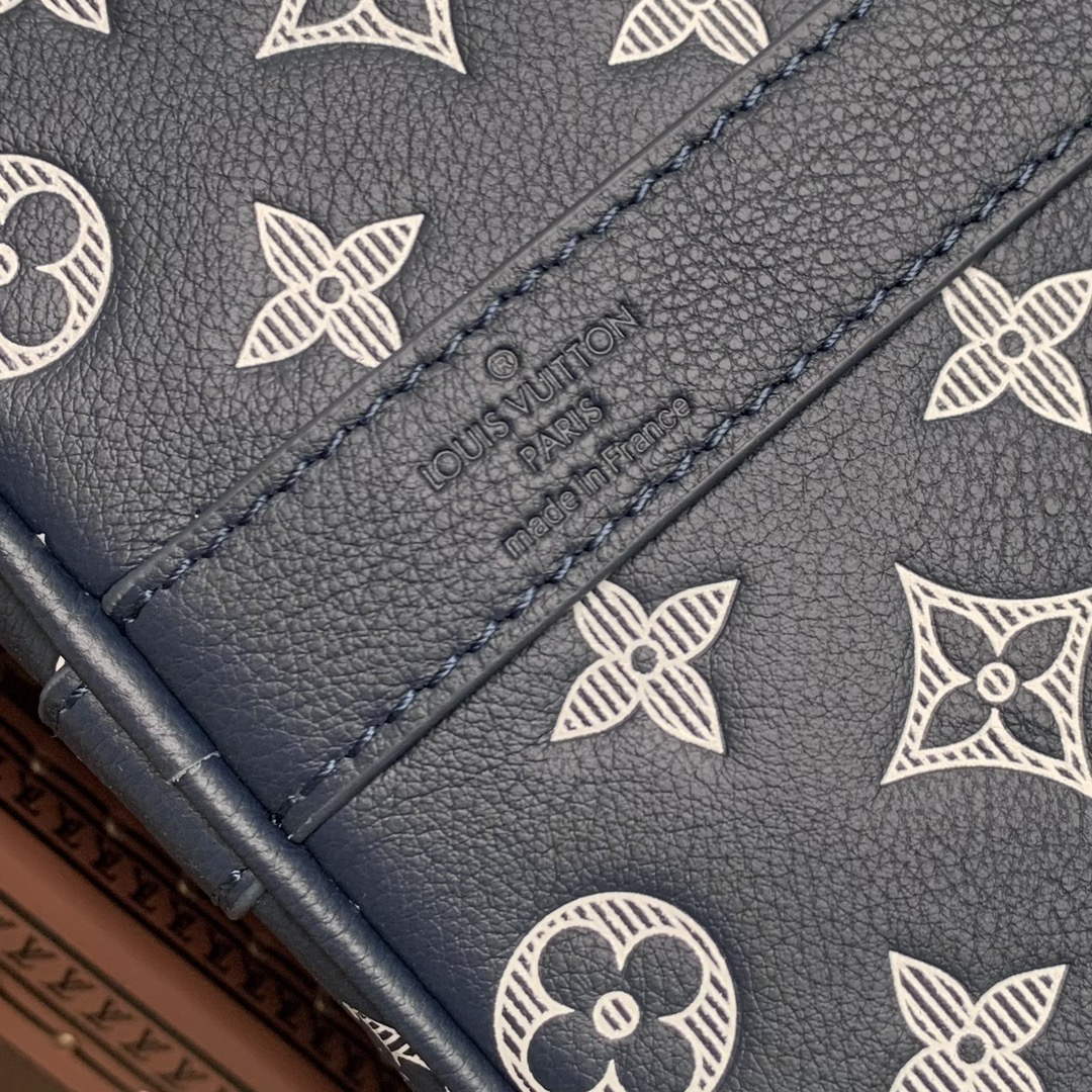 LV M24953 Louis Vuitton Keepall Bandoulière 50 Travel Bag Ink Blue/White - Image 6