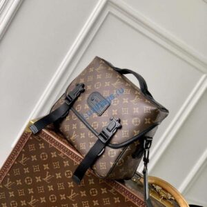 LV M46972 Louis Vuitton LV Trail Messenger Bag
