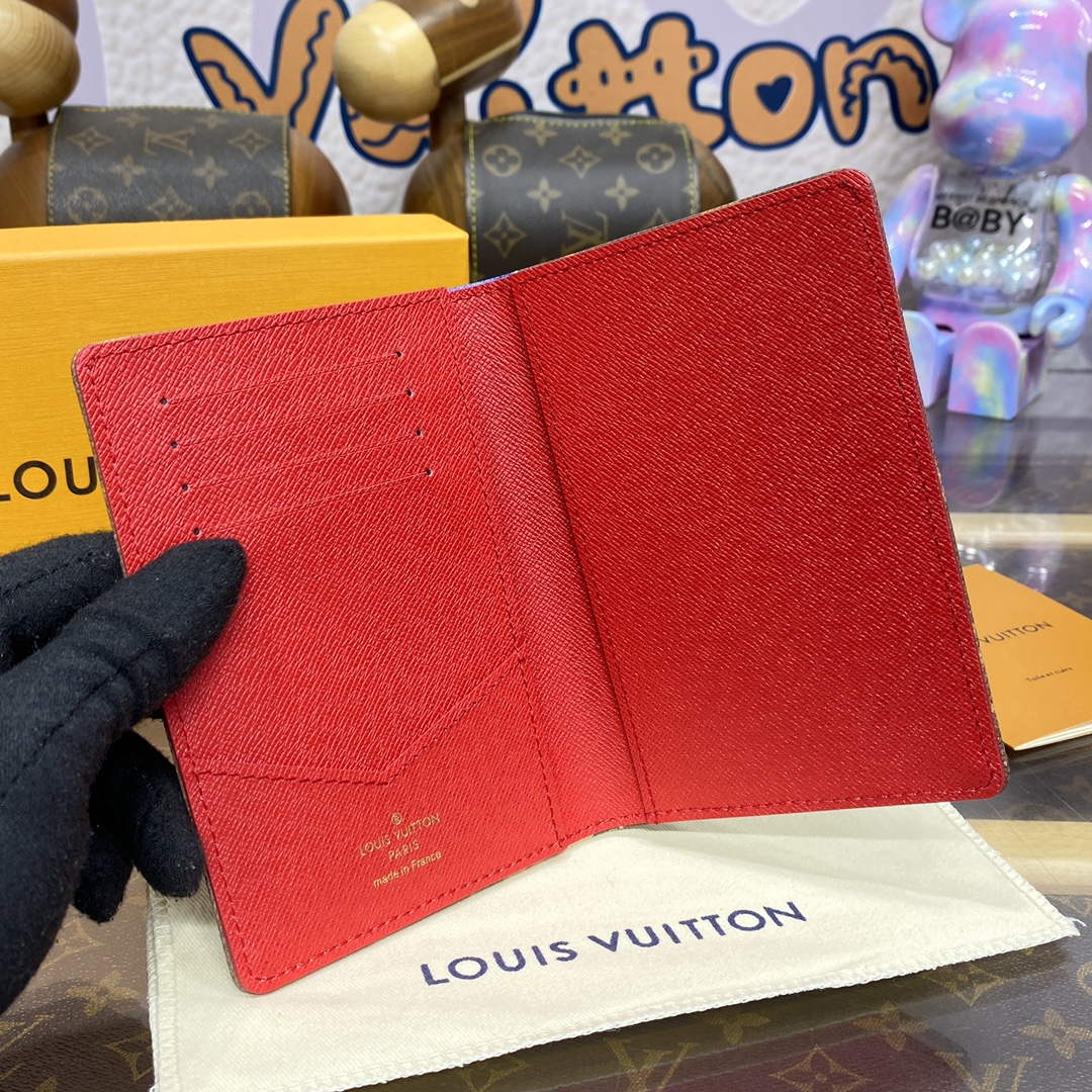 LV M83519 Louis Vuitton Passport Cover Monogram Canvas - Image 7