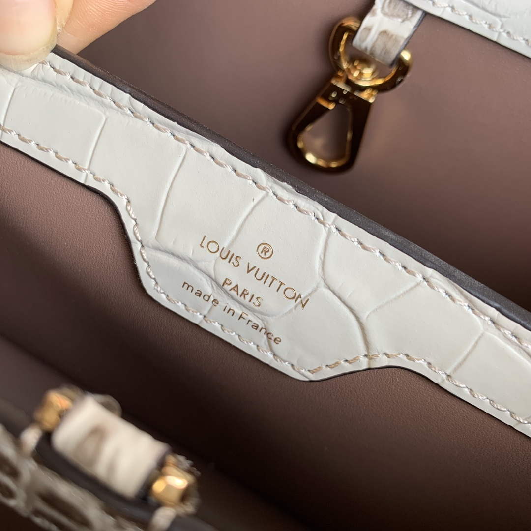 LV M48865 Louis Vuitton Capucines BB Handbag Himalayas - Image 5