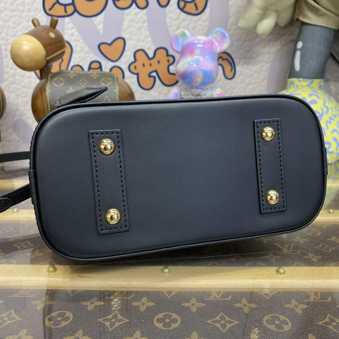 LV M23666 Louis Vuitton Alma BB Bag Black - Image 4