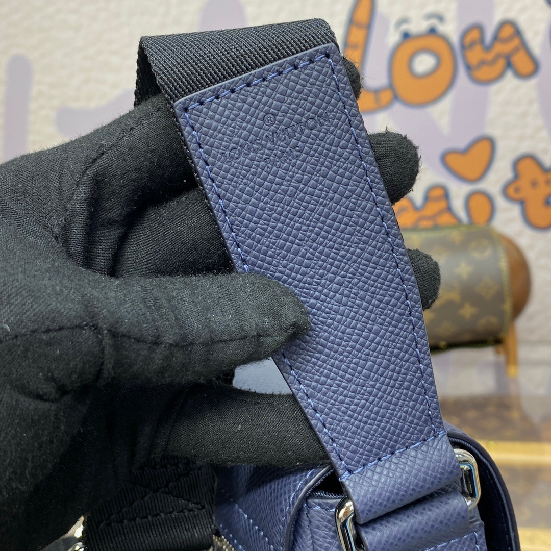 LV M30969 Louis Vuitton District PM Messenger Bag Taiga Midnight Blue - Image 7