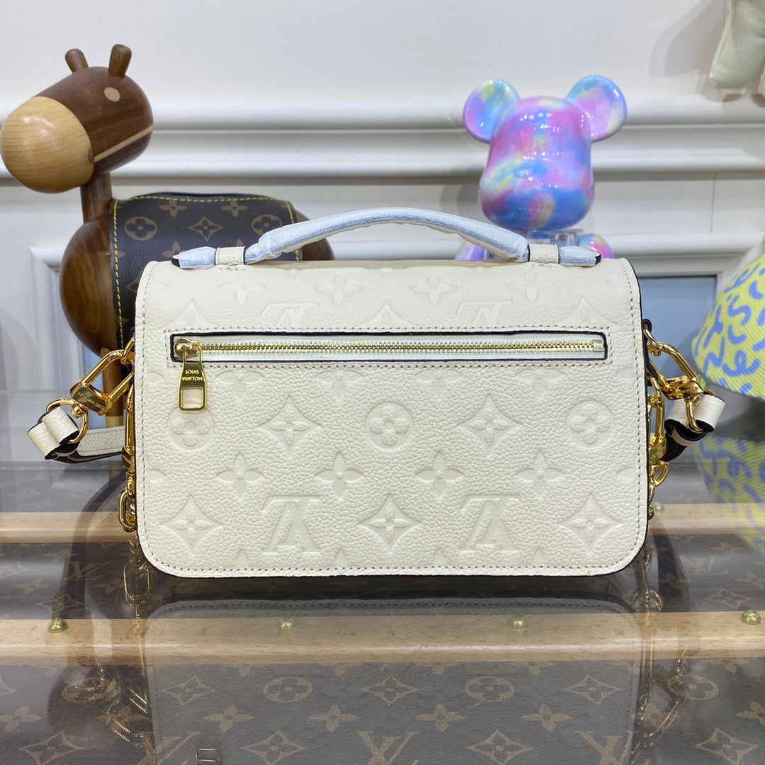 LV M22942 Louis Vuitton Pochette Métis East West Bag Monogram Empreinte Leather Crème Beige - Image 3