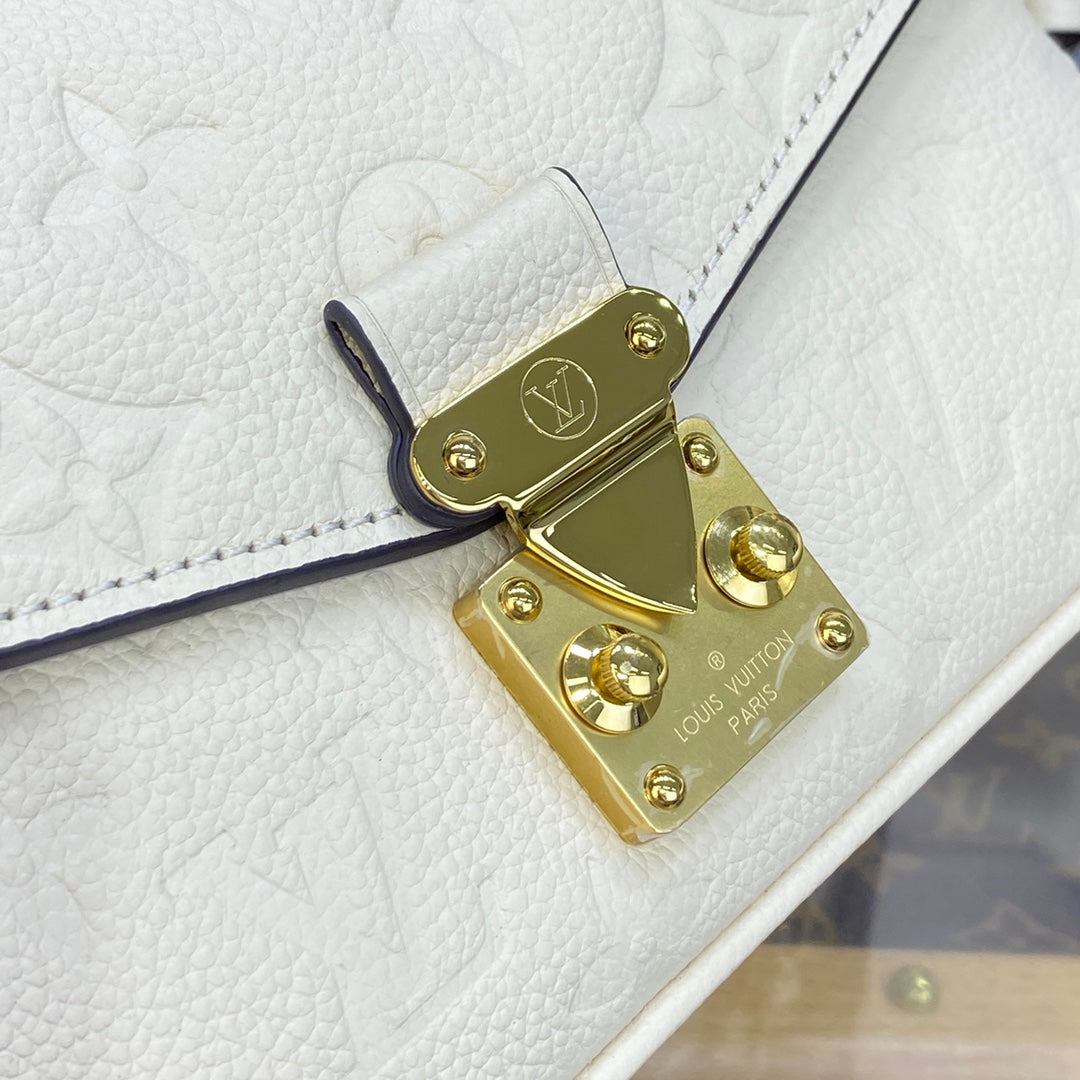 LV M22942 Louis Vuitton Pochette Métis East West Bag Monogram Empreinte Leather Crème Beige - Image 7