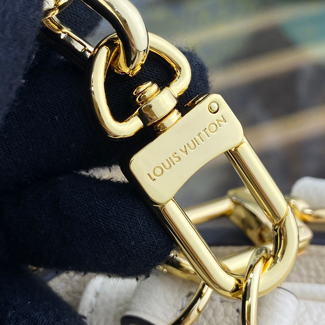 LV M22942 Louis Vuitton Pochette Métis East West Bag Monogram Empreinte Leather Crème Beige - Image 9