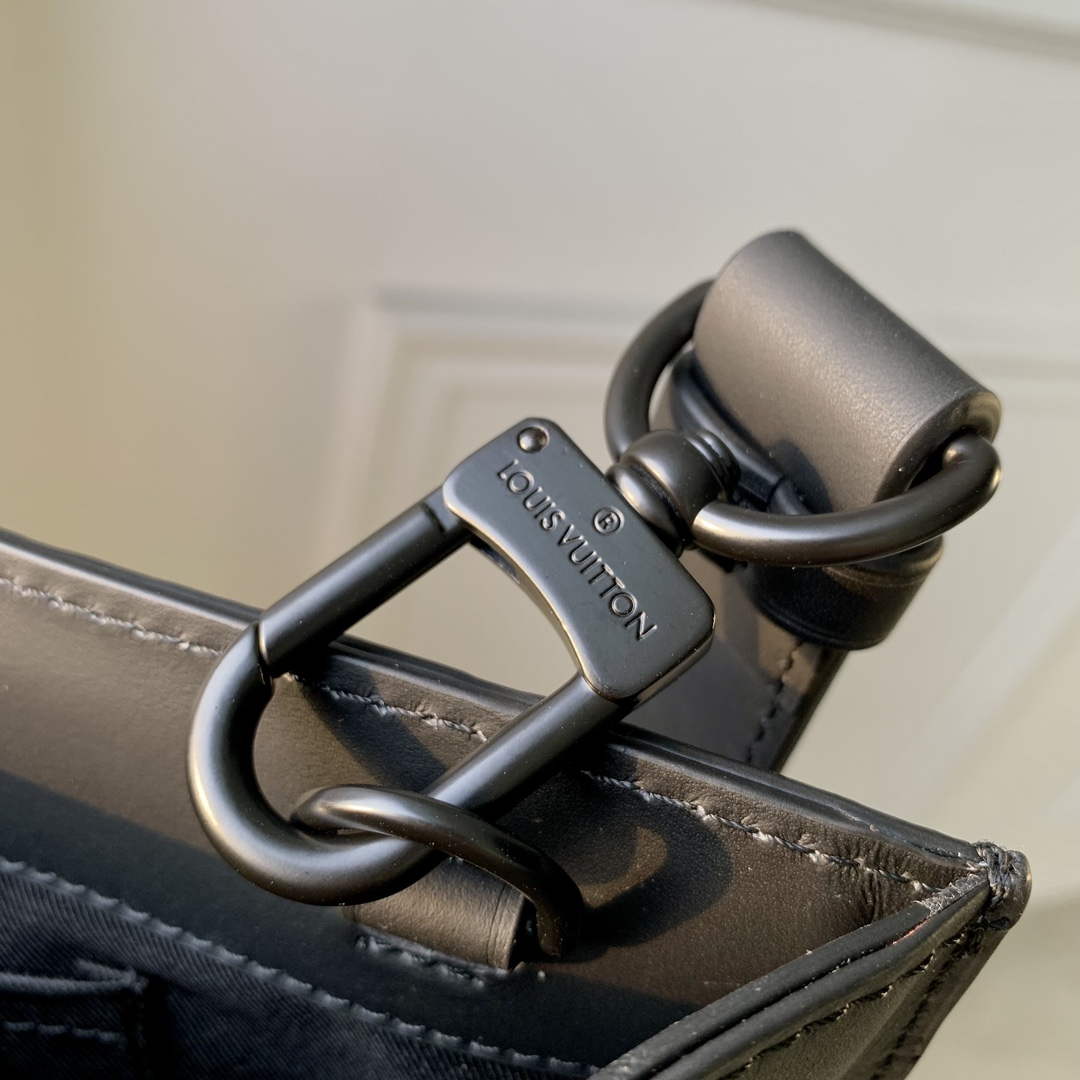 LV M21866 Louis Vuitton Sac Plat NV Bag Black - Image 6