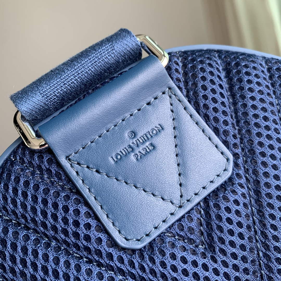 LV M23765 Louis Vuitton Pilot Slingbag Blue - Image 8