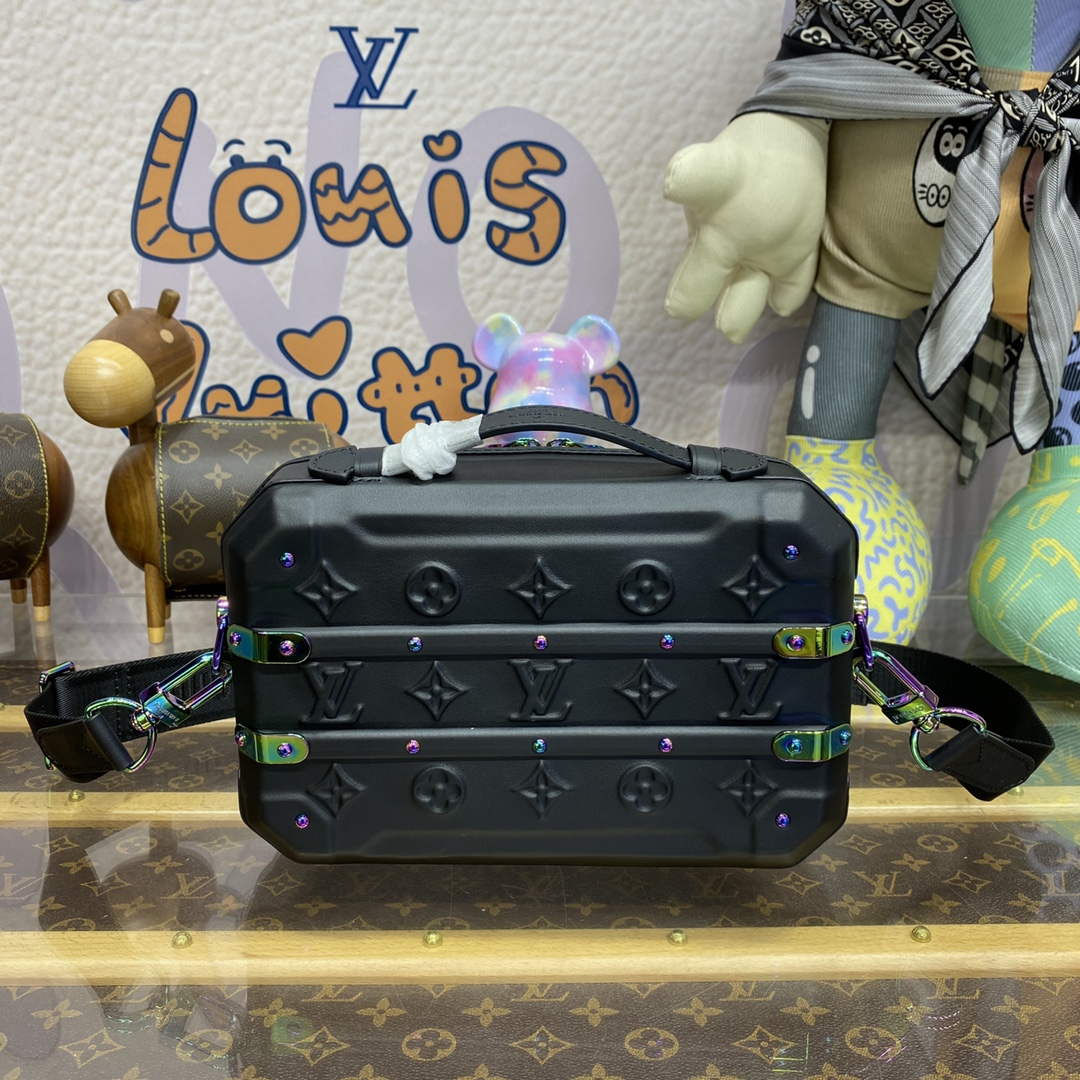 LV M21935 Louis Vuitton Future Trunk Bag Black - Image 2