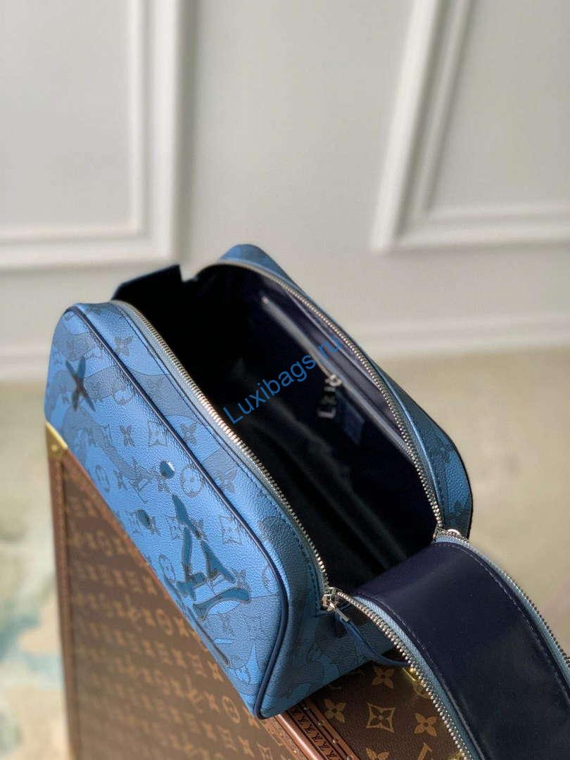 LV M82337 Louis Vuitton Dopp Kit Toiletry Bag Abyss Blue - Image 8