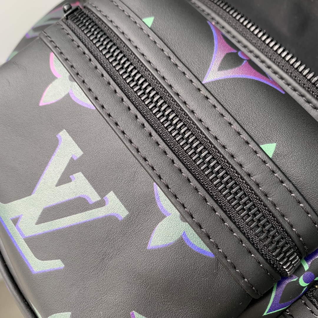 LV M22494 Louis Vuitton Comet Bumbag Black Borealis - Image 8