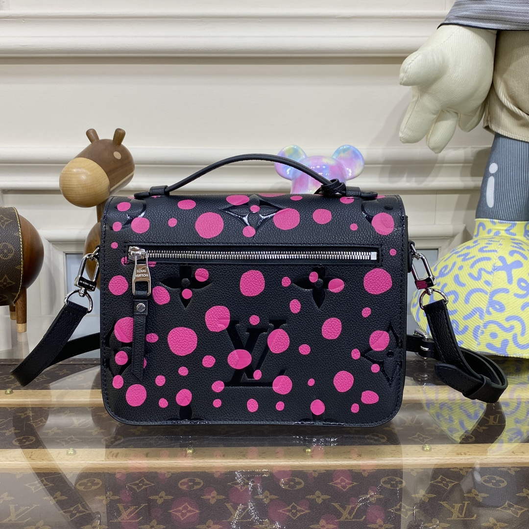 LV M46420 Louis Vuitton LV X YK Pochette Métis Black/Fuchsia - Image 2