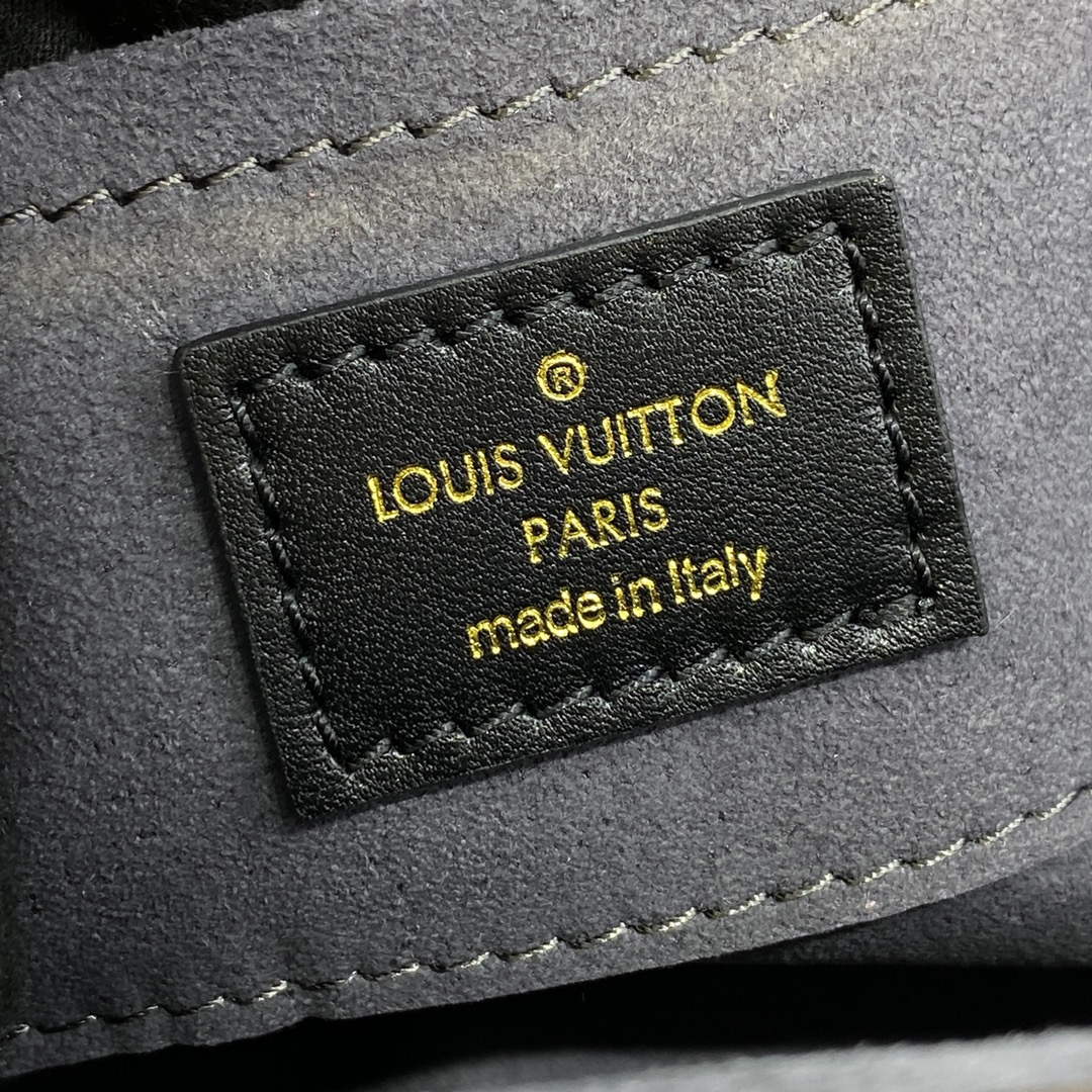 LV M22326 Louis Vuitton Monogram Clutch Black - Image 8