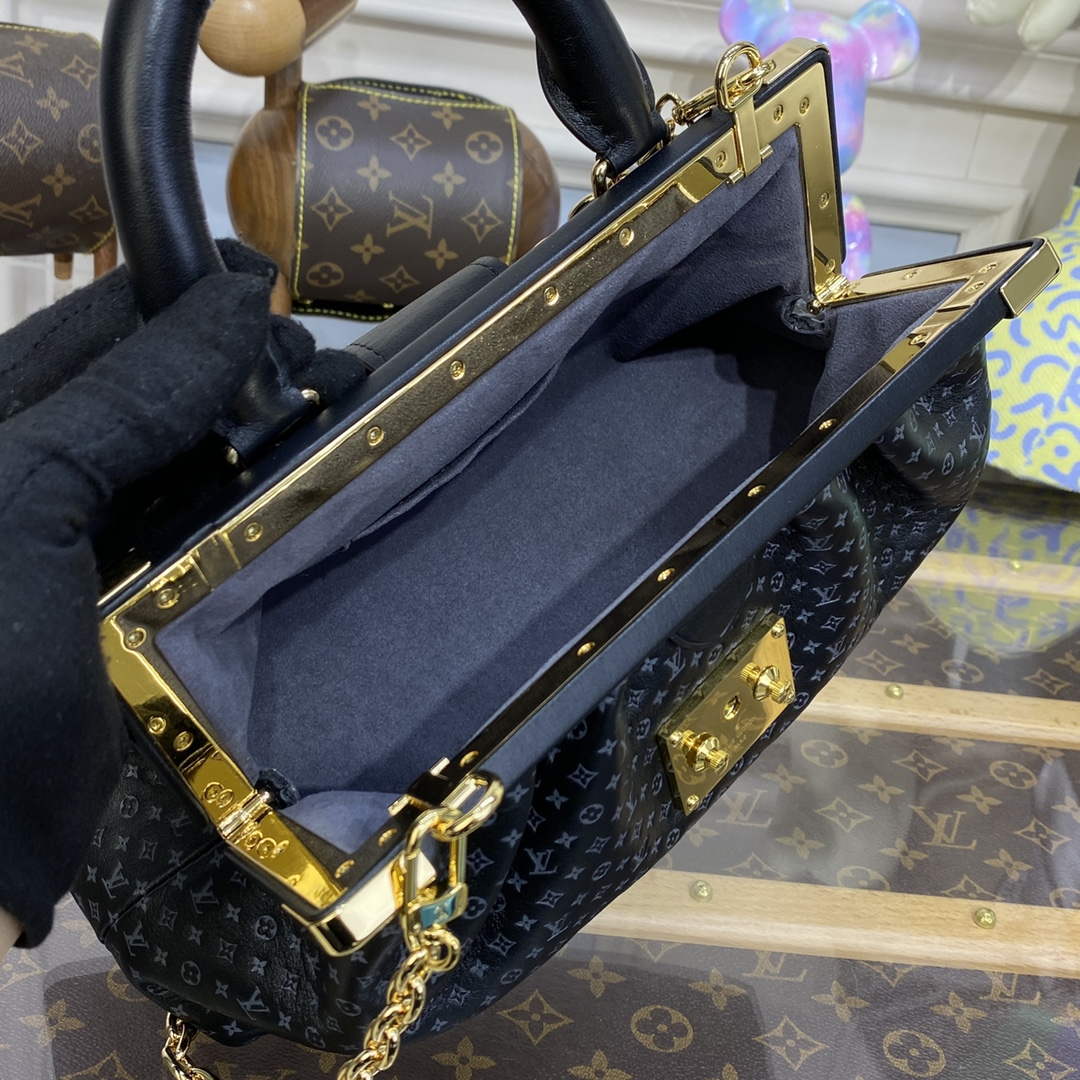LV M22326 Louis Vuitton Monogram Clutch Black - Image 9