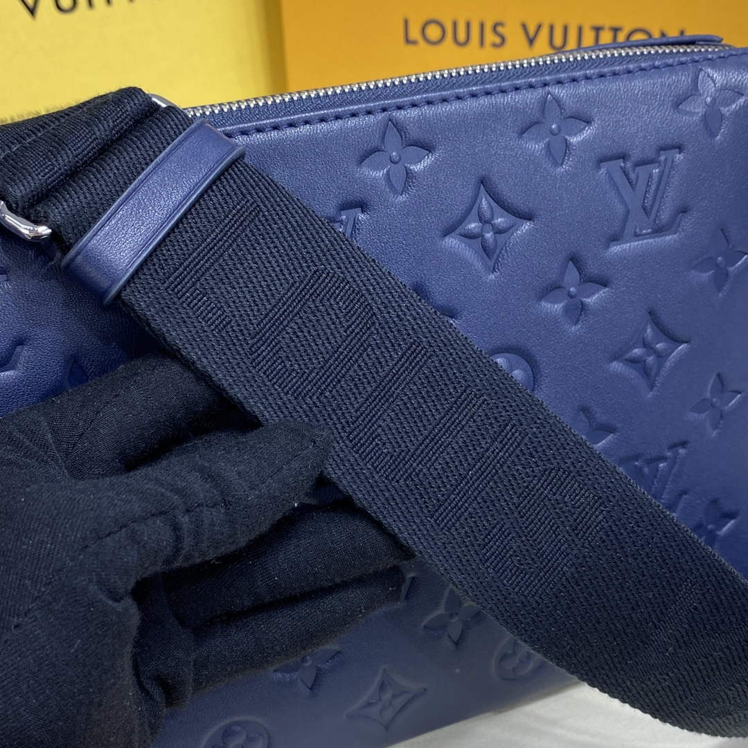 LV M21282 Louis Vuitton Coussin PM Bag Marine Blue - Image 5