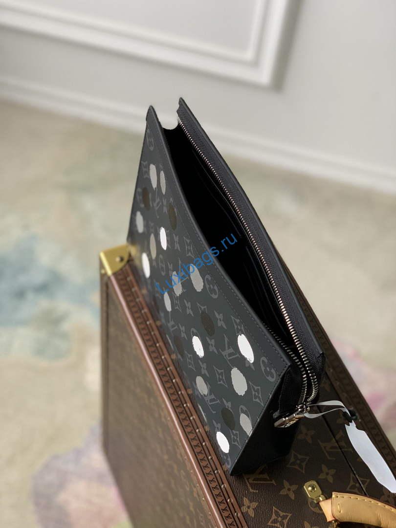 LV M81934 Louis Vuitton LV X YK Pochette Voyage Bag - Image 6