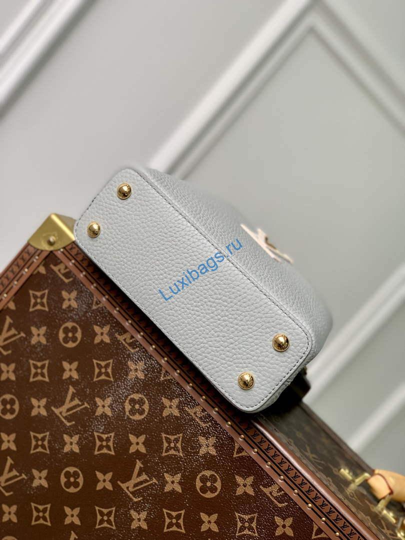 LV M21296 Louis Vuitton Capucines Mini Handbag Steeple Gray / Greige - Image 3