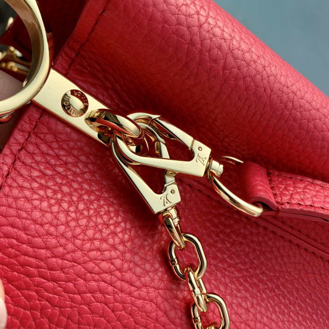 LV M20845 Louis Vuitton Capucines MM Handbag Red - Image 4