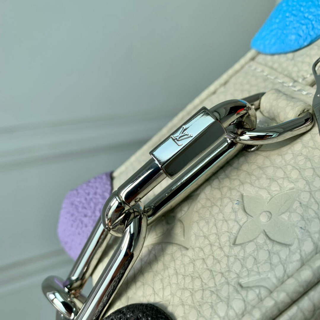 LV M81606 Louis Vuitton Mini Soft Trunk Chalk - Image 5