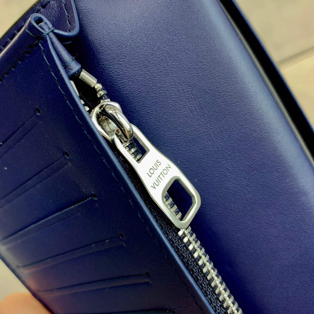 LV M81405 Louis Vuitton Brazza Wallet Other Leathers Blue - Image 3