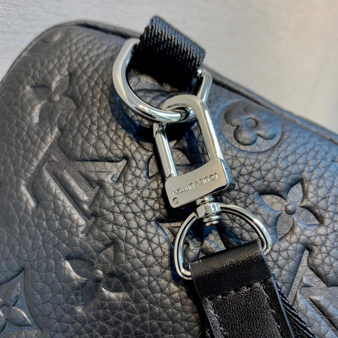 LV M59926 Louis Vuitton Avenue Slingbag Other Leathers - Image 6
