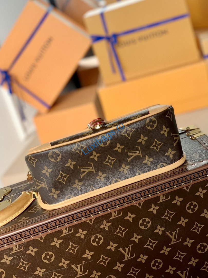 LV M46049 Louis Vuitton Diane Monogram M45985 Bag Black - Image 2