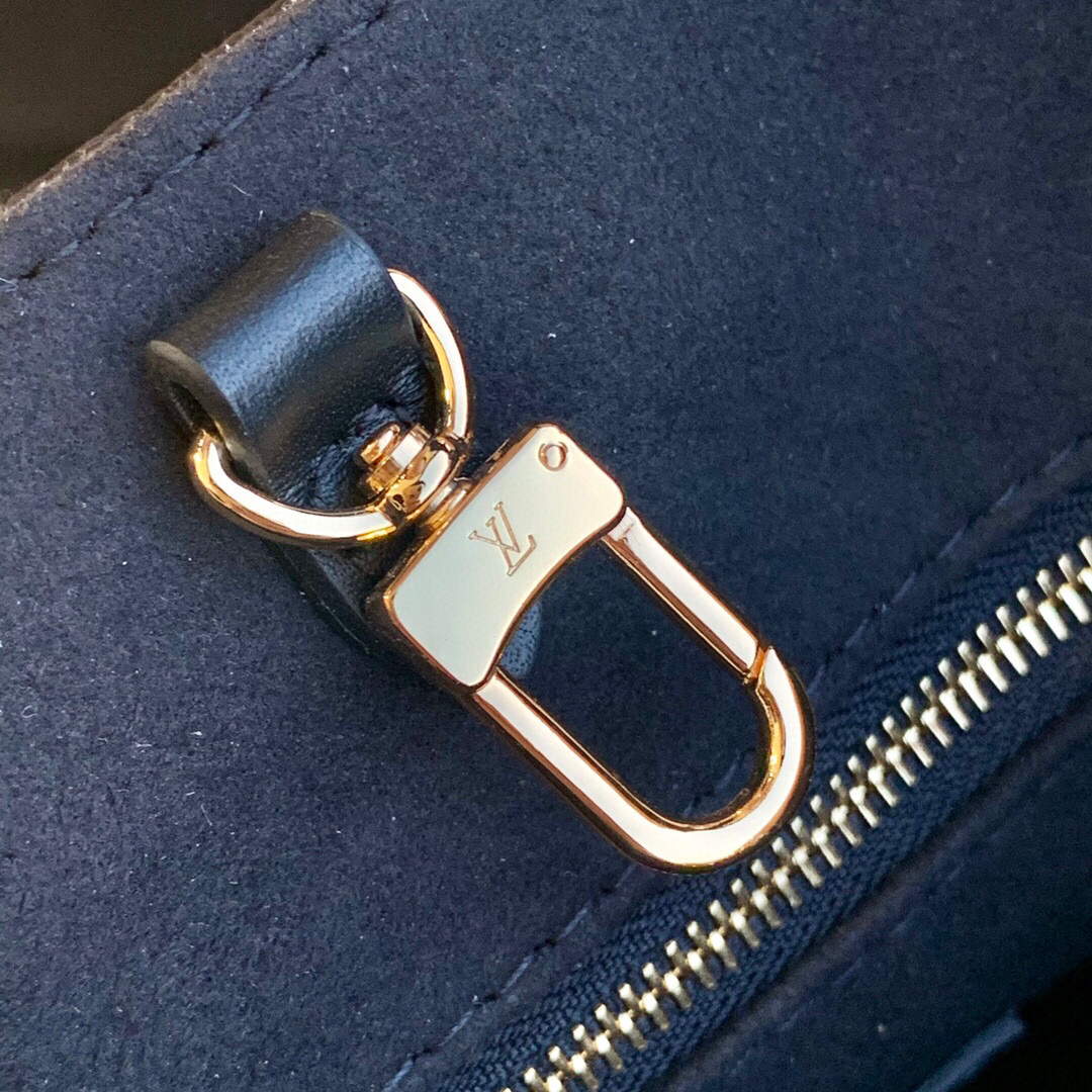LV M45653 Louis Vuitton Onthego Pm Bag M45779 Leather Black - Image 6
