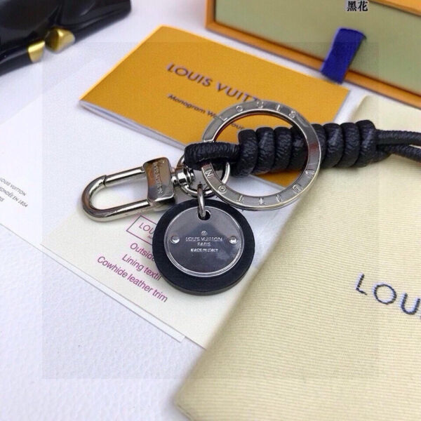 Replica Louis Vuitton Damier Graphite Leather Rope Key Ring Holder Charm M67224 3