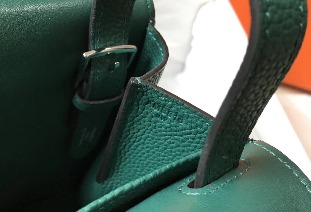 Hermes Halzan 31cm Bag In Malachite Clemence Leather - Image 3