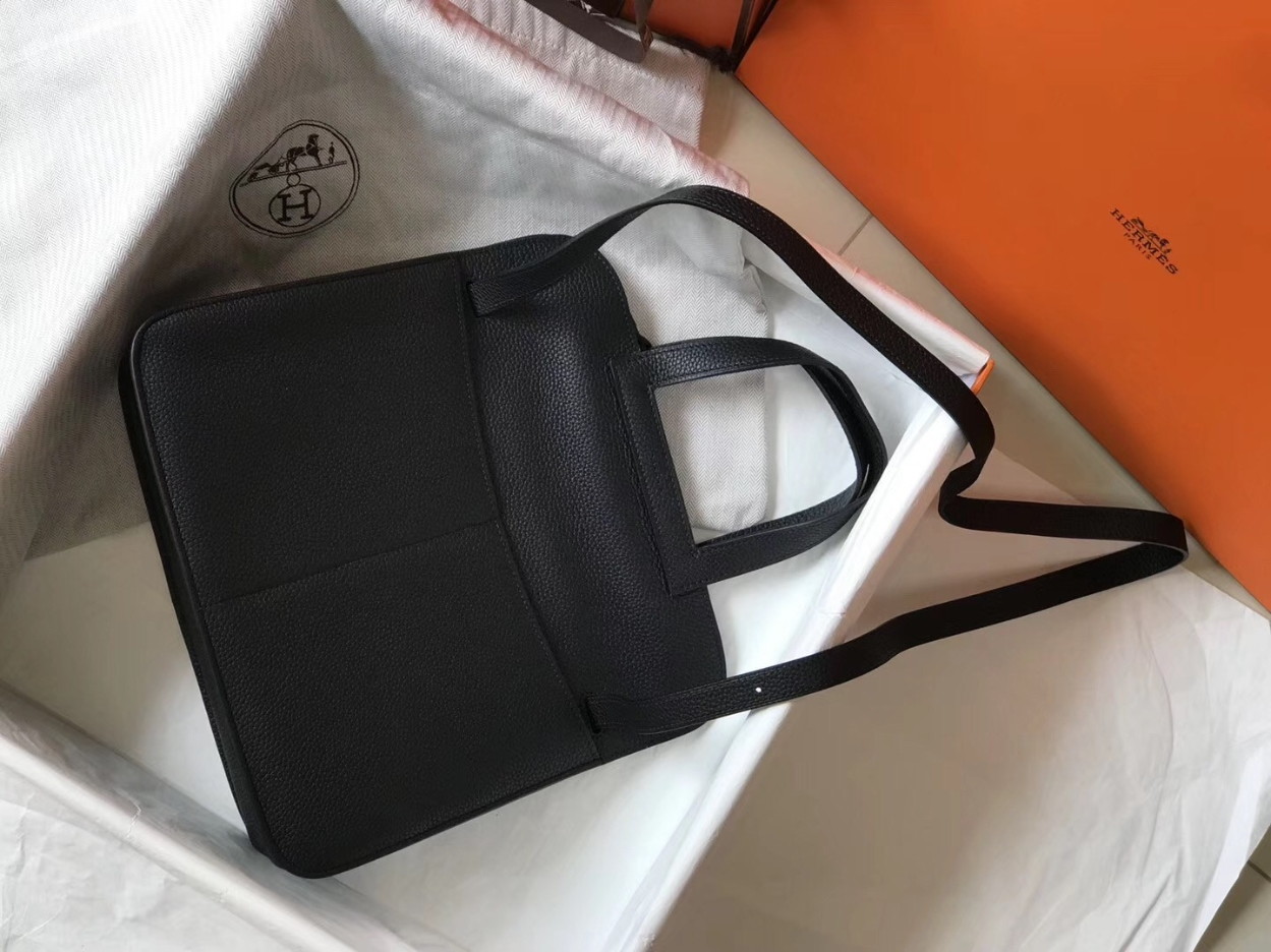 Hermes Halzan 31cm Bag In Black Clemence Leather - Image 2