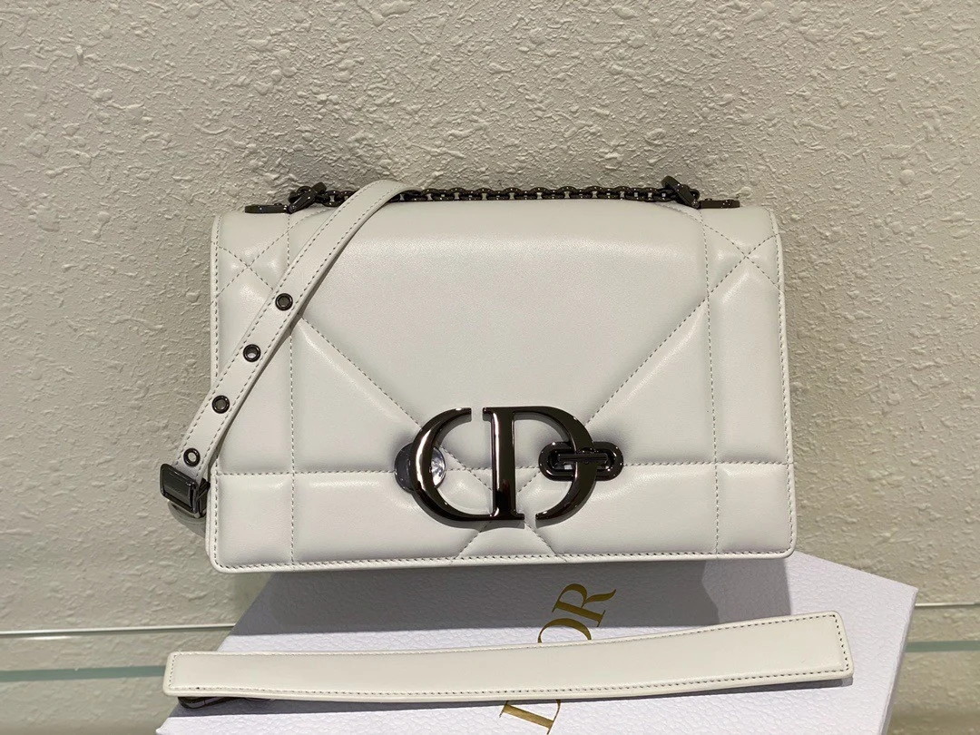 Dior 30 Montaigne Chain Bag With Handle In White Lambskin - Image 3
