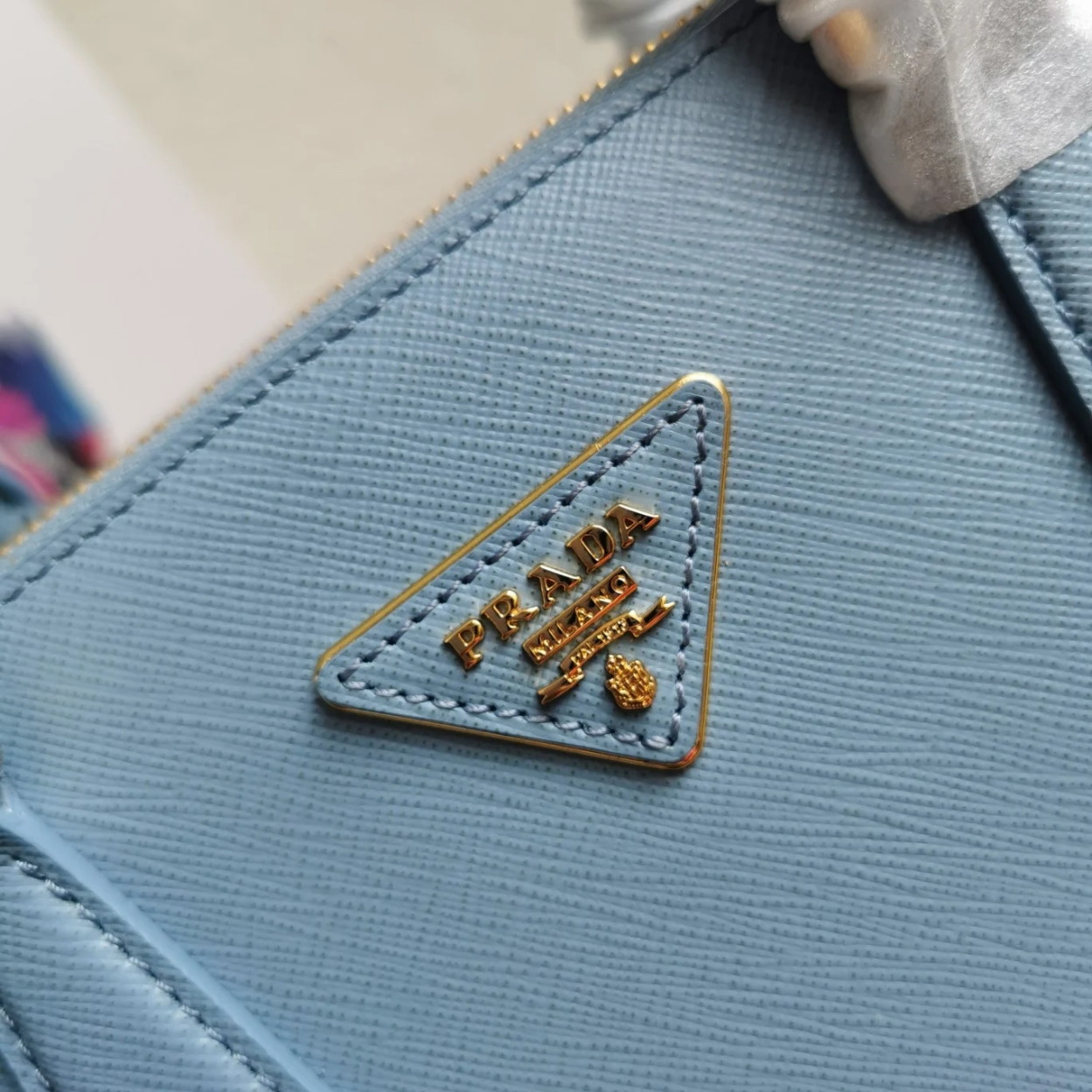 Prada Galleria Medium Bag In Celeste Saffiano Leather - Image 4