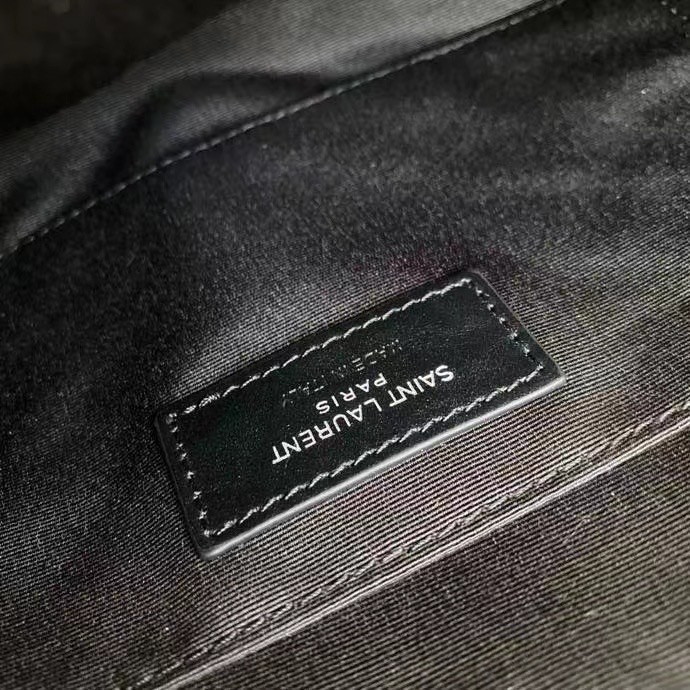 Saint Laurent Lou Camera Bag In Noir Quilted Leather - Image 10